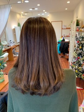 アトリエトゥーレ(atelier tule) 育てるカラー