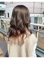 ルッツ(Lutz. hair design)&nbsp;グレージュ×オレンジ【千代田彩夏】