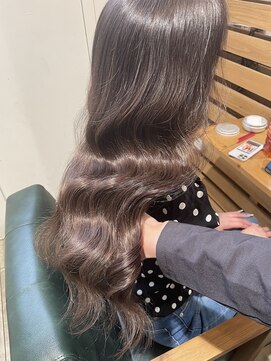 ルアーナ(LUANA) 大人綺麗なグレージュ♪