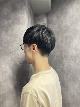 ナナシ(nanac) 低め刈り上げ×王道ショートスタイル