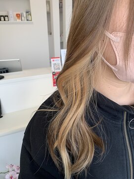 アロヘアー(Alo hair) モカミルクベージュ