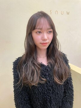 スニュウ(snuw) 【snuw mina】レイヤーカット/顔まわりレイヤー/透明感カラー/