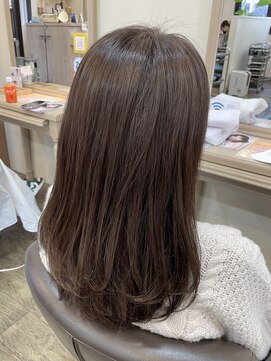 アルターリール(aL ter Rire) ホワイトブロンド/外ハネボブ/美髪/ワイドバング[鎌取］中村