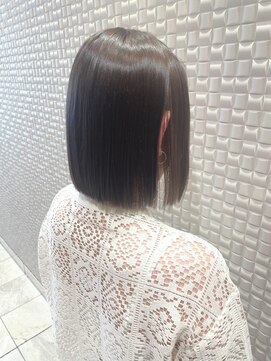 オリーブスバイネオリーブ(Olive's by neolive) ホワイトグレージュ/ミニウルフ/デジタルパーマチェリーブラウン