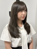 ヨーク(YOKE)&nbsp;【 YOKE 】レイヤーカットオリーブグレージュ顔まわり前髪