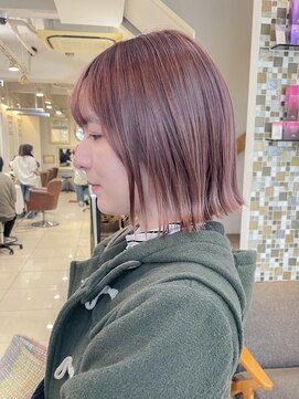 テトラ バイ ネオリーブ 横浜西口店(tetra by neolive) ピンクカラー切りっぱなしボブケアブリーチ暖色横浜N