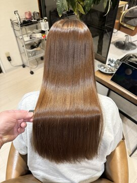 タスメット(+Met.) ベージュカラー× 髪質改善ストレート/縮毛矯正/髪質改善