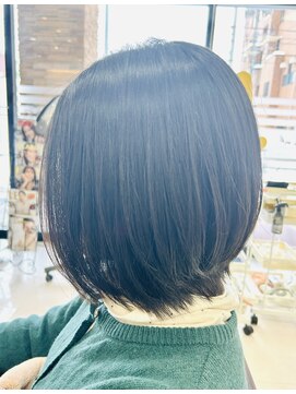 クール ヘアー ギャラリー 神明町店(COOL Hair gallery) ミディアム外はね