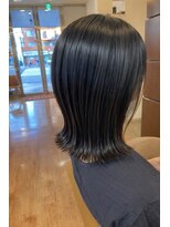 ヴィサージュクルー(VISAGE crew)&nbsp;補修と保湿効果のトリートメントで艶々な外ハネデザイン！