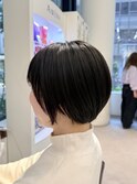 小顔ショートボブカラー大人ショートボブひし形ショートカット