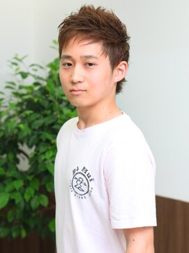 カットカットパセリクラブ 霞ヶ関店 フレッシュで活動的なスタイル