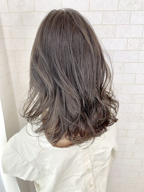 スモーキー☆グレージュ【Alma hairアルマヘア】