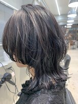テトヘアー(teto hair) ボブウルフ、ミディアムウルフ、ネイビーカラー