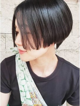 トリコ ヘアアンドケアスペース(trico hair&care space) ハンサム×前下りボブ×ビターショコラ