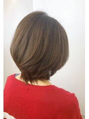 40代50代60代ミディアムヘアスタイル◇ひし形