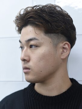 メリケンバーバーショップ コウベ(MERICAN BARBERSHOP KOBE) mood オールバックパーマ