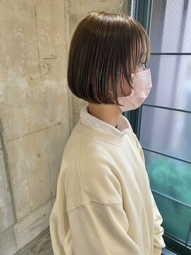 リブロ(liblo) 【ミニボブ顔まわりレイヤー×オリーブベージュ】