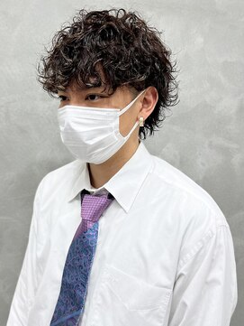 ウクラ バイ レシッド 池袋(uchla by rcid) イメチェン波巻きスパイラル韓国マッシュウルフニュアンスパーマ