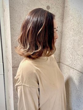 ミズチャーム(Ms.CHARM) ミディアム/ハイライト/ベージュ