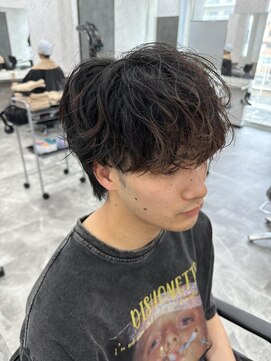 オム ブランシェ(HOMME BLANCHE’) 【AOI】シャドウパーマ緩め