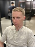 アメリカンアップバングスキンフェード：大村　大心