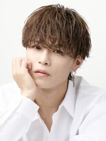 オーシャントーキョー 渋谷(OCEAN TOKYO)&nbsp;シースルーマッシュツーブロックセンターパート韓国ヘア刈り上げ