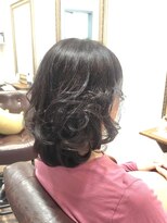 ヘアー グリーン(hair green) 40代50代60代/ミディアムレイヤー/巻き髪スタイル