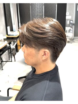 エアー(AIR) ツーブロックセンターパート《蒲田AIR桑沢》20代30代40代50代