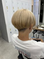 テラス トヨタ(Telasu Toyota)&nbsp;ホワイトブロンドのセンターパート◎