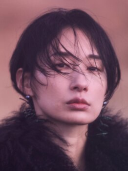 オーバーサンクス(OVER THANKS.)の写真/《Slowエイジング》をテーマに、10年20年先も“キレイ”でいられる技術を追求し、暮らしのリズムに寄り添う