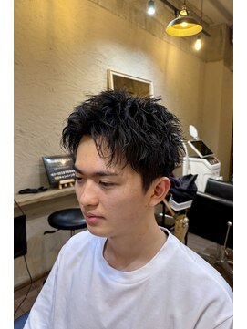 ミオ ベガ(Mio'' VEGA) アップバングショート