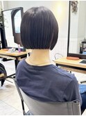ブルーブラック切りっぱなしボブ