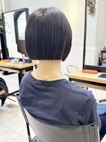 リディー(Lidee)&nbsp;ブルーブラック切りっぱなしボブ