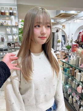 オブヘアージユウガオカ(Of HAIR Jiyugaoka) 【ハイトーン】