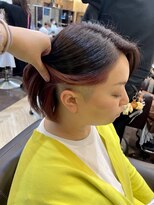 キャラ 池袋本店(CHARA)&nbsp;インナーツーブロックでお洒落に決まる【ツーブロック女子】