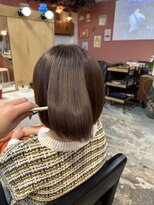 チャプター 問屋町(chapter) 透明感ケアカラーブラウンベージュ切りっぱなしミニボブ韓国ヘア