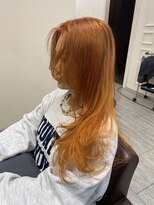 ヴィサージュクオン(VISAGE Quon)&nbsp;肌なじみ抜群のハイレイヤーオレンジカラー