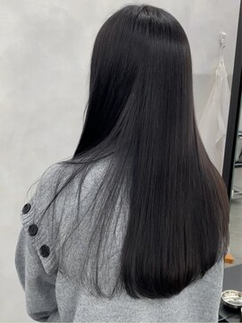 リヴ(LIV) ダークアッシュ/髪質改善レイヤー