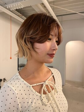 シー(SEE.) end color