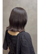ロウ 町田(ROW)&nbsp;切りっぱなしボブ×バイオレットピンク