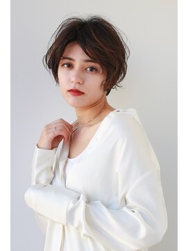 ナチュラル コレット(Natural collet) ショート 大人 くせ毛