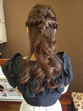 カルスコレクション(K-Luz coleccion) ハーフアップスタイル