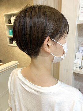 キャアリー(Caary) 福山市美容室Caary 刈り上げ丸みベリーショート