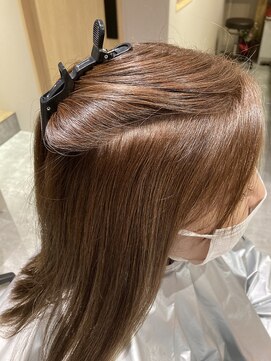 リーフヘアー(Leaf Hair) 白髪染めを使わないで白髪を染める魔法のカラー