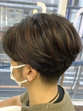 ヘッズ 本八幡店(HEADS) MEN'S HAIR センターパート ツイストスパイラル コンマヘア