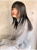 フェイスレイヤー / パツっとミディストレート