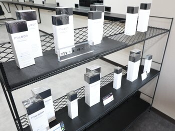 ソル(sol)の写真/思わず触りたくなる極上のうるツヤ髪へ☆髪質・お悩みに合わせたトリートメントをご用意しております◎