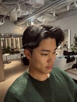 ウノプリールヴァモス(unopulir Vamos) ニュアンスパーマセンターパート大人メンズ