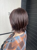 ハイク(HYKE)&nbsp;ショートウルフ/透明感全体カラー/ピンクベージュ