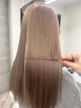 ルーブ トウキョウ(Loob. TOKYO) ハイトーンカラーミルクティーベージュピンクベージュ韓国30代